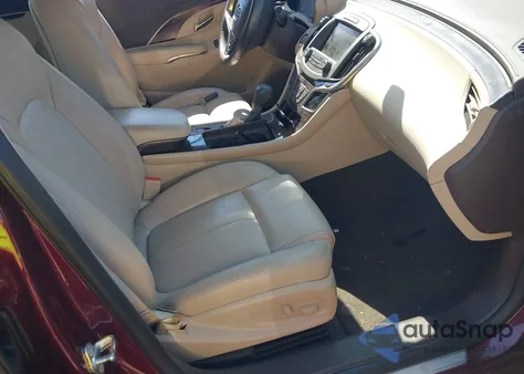 2016 Buick Lacrosse from USA, damaged, VIN 1G4GB5G3XGF103550